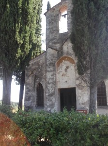 Cormona- Chiesetta di S Mauro (3)